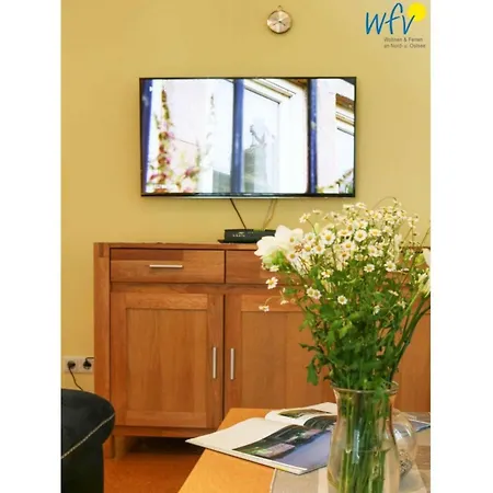 Appealing In With Balcony * Binz