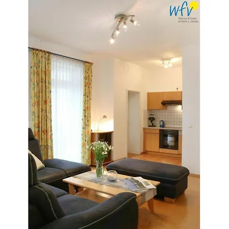 Appealing In With Balcony * Binz