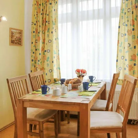 Appealing In With Balcony Apartment *